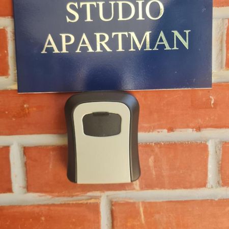 Studio Apartman Karler Karlovac Extérieur photo